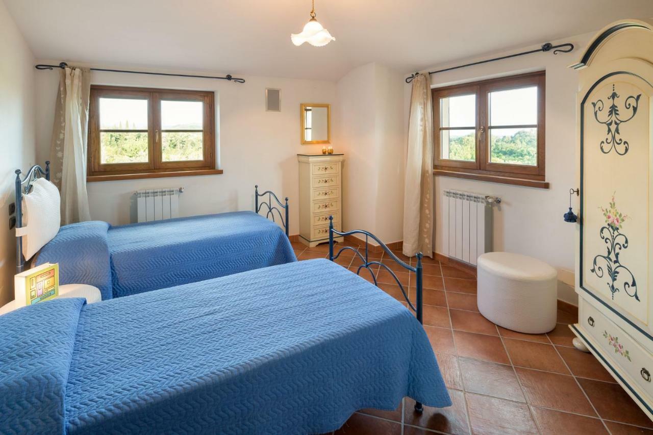 Poggio Pellicciaia Villa อาเรซโซ ภายนอก รูปภาพ